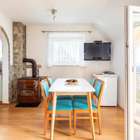 Zidanica Jakse - Vineyard Cottage Дом отдыха *